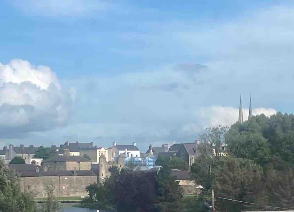 Erne Getaway No.7 Brand New 1 Bed Apartment Enniskillen Bagian luar foto